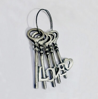 Cast Iron Love Keys Ring 100mm #7698 - Image 2