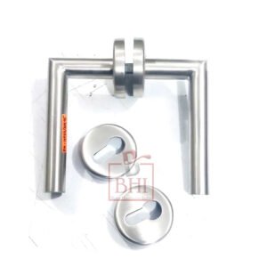 Stainless Steel Door Handle On Rose With Keyhole 125mm #4072