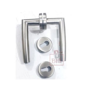 Stainless Steel Door Handle On Rose With Keyhole 140mm #4075