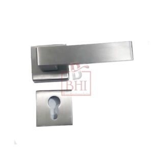 Stainless Steel Door Handle On Rose With Keyhole 125mm #4099