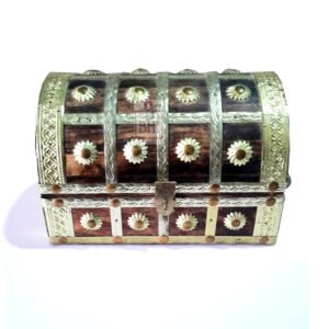 Wooden Trunk 225mm #8444