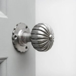 Cast Iron Flower Door Knobs 55mm #8648