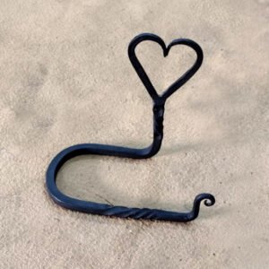 Forged Iron Metal Toilet Roll Holder for Bathroom Toilet Wall Mount Handmade Bathroom Lavatory Toilet Paper Holder Wall Mount Black Finish 155mm #8891