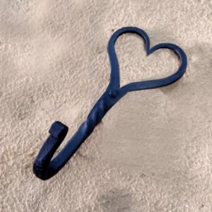 Hand Forged Iron Coat Hook Heart Bathroom Hooks, Robe Hanger Shaker Love Hand Forged Iron Coat Hooks Vintage Style Shabby Chic "Heart style" 130mm #8893