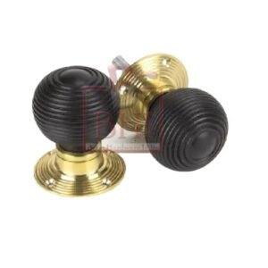 WOOD+BRASS BEEHIVE REEDED DOOR KNOB ON FLAT REEDED ROSE 55x75x55mm # 1189